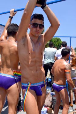 andrewchristian:  Murray Swanby on the Andrew Christian Float