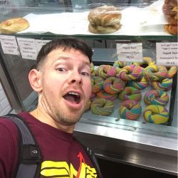 gaycomicgeek:  Because rainbow bagels make everything better.