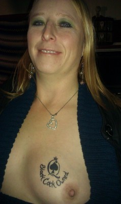 greg69sheryl:  She loves her Queen of Spades Tattoo! And she