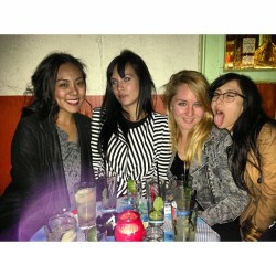 Unhhhhh I missed these ladies so fucking much! @eeuniceeh @annahilation @dianasaurus___rex