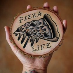 flash-art-by-quyen-dinh:  Pizza Life! New original painting on