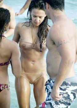 ctransparent:Jessica Alba in see thru bikini