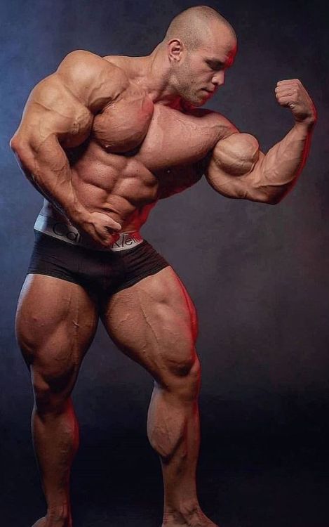 muscletitanlover:Yuri “Bulat” Sologub, Ukraine