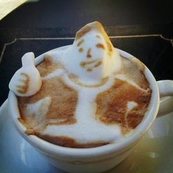 insanelygaming:  Fallout Latte Art (via Dorkly) 