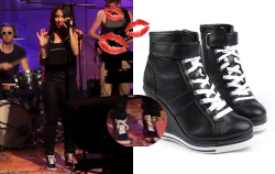 jasminevillegascloset:  In the new JasmineV TV Episode, you see