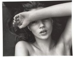 kate-jam-and-diamonds:  by Mario Sorrenti for Calvin Klein 1993
