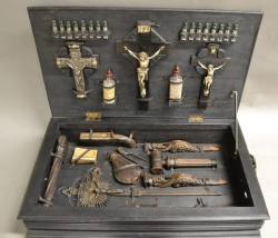 interesting-as-hell:An Antique Vampire Hunting Kit