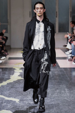 driflloon:    Yohji Yamamoto SS16  