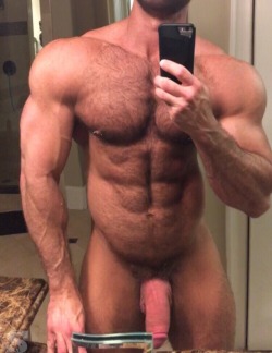 daddyb-bear:One of the hottest men i know And a super nice guy