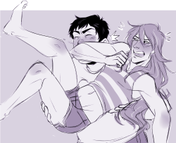 syqitten:  tadokoro stop picking up maki youre gunna break your