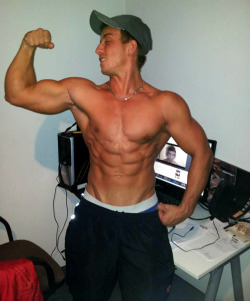alon-gabbay-fitness:  Thaler Matthias natural bodybuilder, check