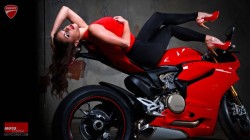 moonstresss:  Men Replace Women in “Sexy” Motorcycle Ads