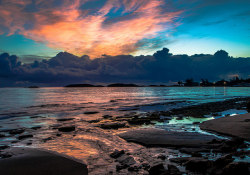 vibeocean:  Amanacer…Sunrise in Vega Baja, Puerto Rico by Louis