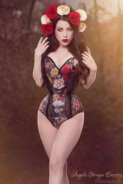 moderncorsetiere:  Corsetiere: Angela Stringer Corsetry Links: