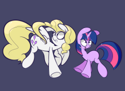 ummfluttershyreplies:  Such a random pairing.  x3 Random is right!