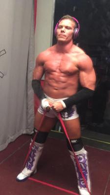 hotcelebs2000:  TYSON KIDD