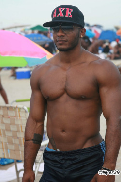 In Celebration Of Beefy Black Men