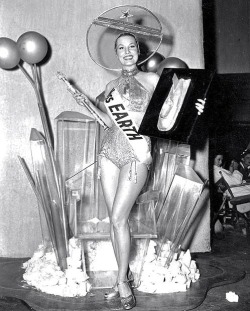kitschgirl65:  Miss Earth contest, 1952 
