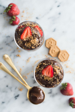 sweetoothgirl:    Avocado Chocolate Mousse Parfaits with Graham