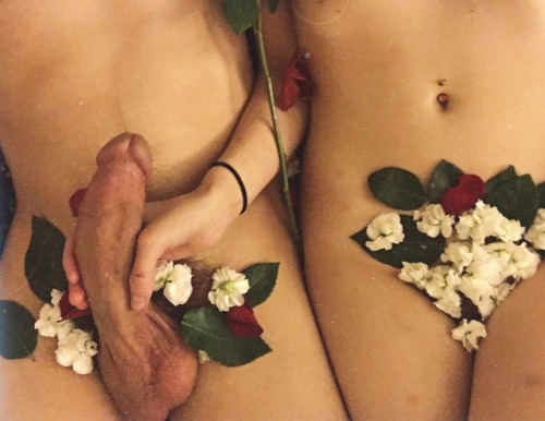 hazeyjane-ii:Some plant nudes of me and my boyfriend bc @porn4ladies always has cute ones & ive never posted mine