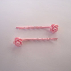 cultdoe:  Flower Child Hair Pins ผ 