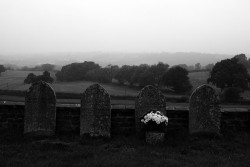 taphophilia:  graveyard by void-manifest on Flickr.