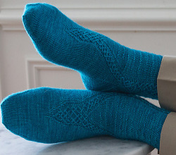 stitcherywitchery:  Neloderth – a free pattern for knit socks
