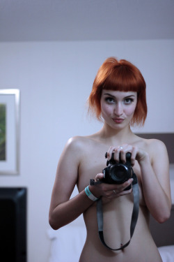 alicexblog:  alicexblog:I have a new camera so I can make my