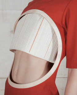 bienenkiste:  Details from Void by Charlotte Ham’s label I