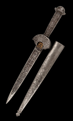 we-are-rogue:  Spanish daggers, 17th-19th century [via]