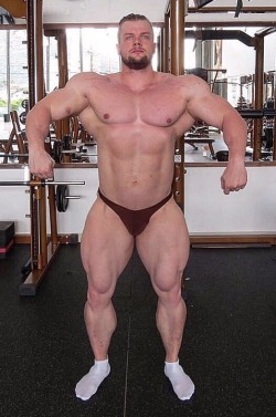 offseasonbodybuilders:  William Martins