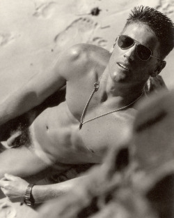 malesinphotos:  Shoreleave, 1987 | ph. Andrew Kennedy