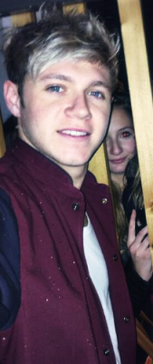noshirtnoblouse-deactivated2014:  ssshhhhh just focus on how