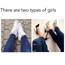 batbitequeen:girls with 2 legs and girls with 4 legs