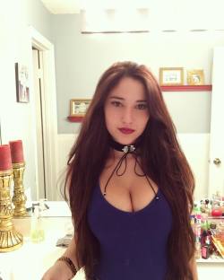 Angie Varona Picture Gallery