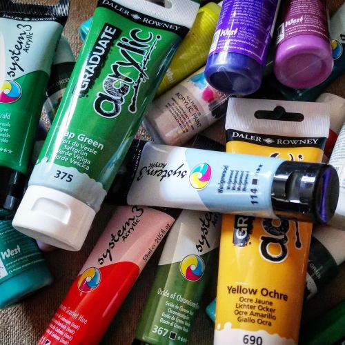 <p>I have a happy!<br/>
❤️🧡💛💚💙💜🤎</p>

<p>My paint order got delivered today!!</p>

<p>I’m so excited, it’s been ages since I purchased a load of acrylics in one go…</p>

<p>Guess where I’ll be for the weekend??<br/>
Yup, definitely in the studio. 😁🥰</p>

<p>Wherever you are, stay safe especially if you are out and about in the UK!! 🥺❄️🌨️🌬️</p>



<p></p>



<p></p>



<p><br/>
#artbysandi #sandisayer #contemporaryartist<br/>
#modernartist #modernart #spiritualart #spiritualartist #loveandgratitude #appreciation #wiltshireartist #contemporarybritishartist #texturedart #texturedpainting #abstractart #abstractpainting #inspiredbygemstones #inspiredbynature #galeriapaint #modernart #moderninterior #bethechange #lightworker #textures #acrylics<br/>
#system3acrylics #docraftsartiste #artsupplies  (at Calne)<br/>
<a href="https://www.instagram.com/p/CWx7lsHIYbw/?utm_medium=tumblr">https://www.instagram.com/p/CWx7lsHIYbw/?utm_medium=tumblr</a></p>