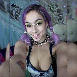 On #chaturbate #blackfriday #vidsale on #manyvids ends soon!