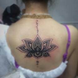 #tattoo #tatuaje #tatu #ink #inked #inkup #inklife #mandala #flor