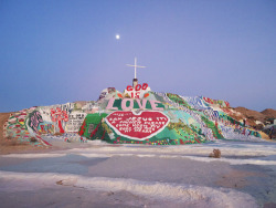 delightfullycatawampus:Salvation Mountain, Slab City, California