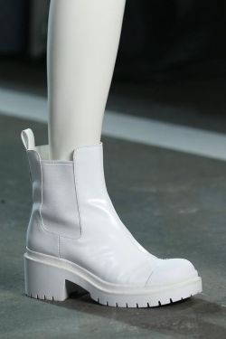 beyoncesasshole:  arctictic:  Shoes at Marc by Marc Jacobs Spring