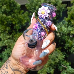 shopstaywild:  The “Purple Haze” Glass Mini Bong 😈💜✨🍃Shop