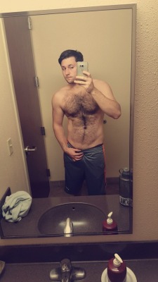 love-chest-hair:Any one wanna chat… …. http://bit.ly/1NPuFKl