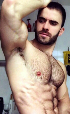 hairyhotman:  http://hairyhotman.tumblr.com/