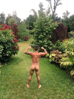 mensbuttsandass:  adam ramzi