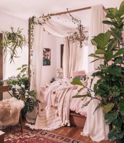 venusverticordias:Dream bedroom | Chelsaeanne