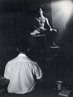 king-without-a-castle:  George Platt Lynes - “Paul Cadmus Sketching