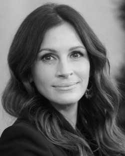 Maszületettbari:    Julia Roberts  (1967)Micsoda nő, Sztárom