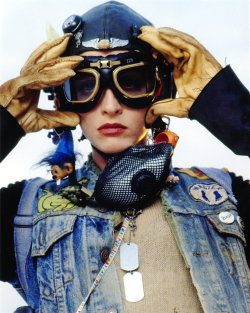 90sclubkid:  Lori Petty in Tank Girl, 1995