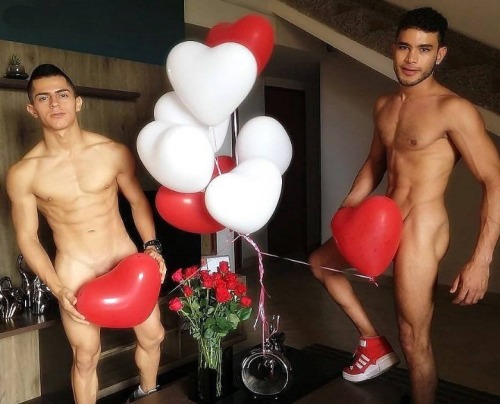 nudelatinos:  Sexy Latino couple Crhistian & Dereckk live Valentine show now at www.gay-cams-live-webcams.com  CLICK HERE to enter their webcam page now