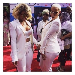 divasnapblog:  Amber Rose & Black Chyna Snappin in Their